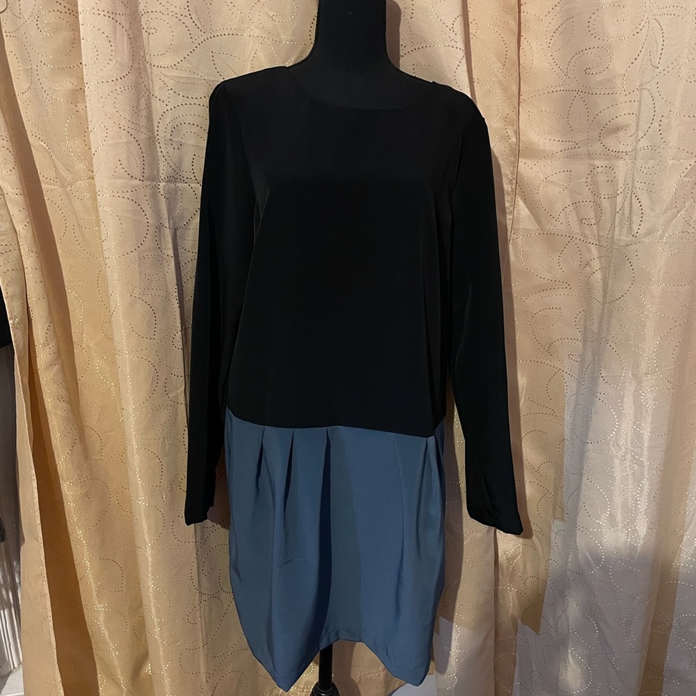 BCBGeneration Color Block long sleeve dress NWT